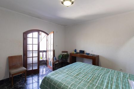 Casa para alugar com 438m², 3 quartos e 4 vagasSuíte