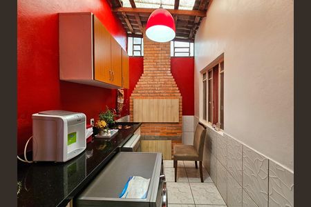 Casa à venda com 3 quartos, 130m² em Cascata, Porto Alegre