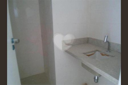 Apartamento à venda com 2 quartos, 61m² em Vila Mazzei, São Paulo