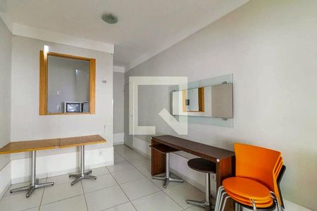 Apartamento à venda com 47m², 2 quartos e 1 vaga Apartamento à venda com 47m², 2 quartos e 1 vagaÁrea comum - Salão de festas