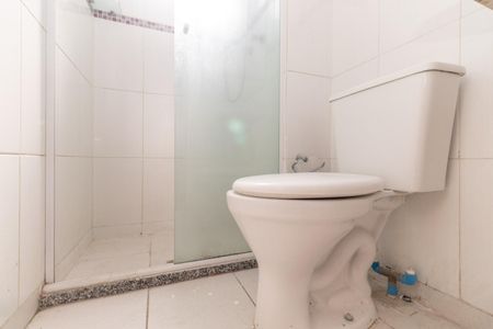Apartamento à venda com 47m², 2 quartos e 1 vaga Apartamento à venda com 47m², 2 quartos e 1 vagaBanheiro