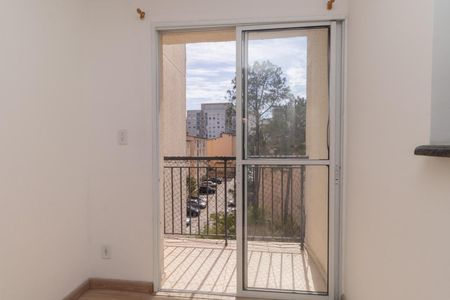 Apartamento à venda com 47m², 2 quartos e 1 vaga Apartamento à venda com 47m², 2 quartos e 1 vagaSala