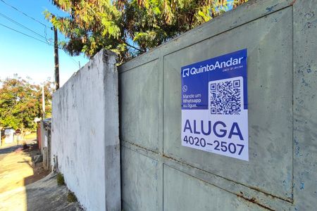 Placa Instalada  de casa para alugar com 3 quartos, 200m² em Parque Residencial Carvalho de Moura, Campinas