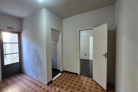 Casa para alugar com 200m², 3 quartos e 2 vagas Casa para alugar com 200m², 3 quartos e 2 vagasQuarto 3 - Suíte