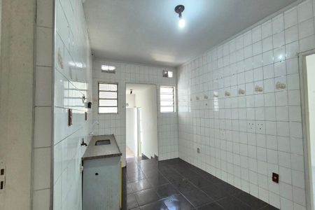 Casa para alugar com 200m², 3 quartos e 2 vagas Casa para alugar com 200m², 3 quartos e 2 vagasCozinha