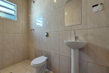 Casa para alugar com 200m², 3 quartos e 2 vagas Casa para alugar com 200m², 3 quartos e 2 vagasBanheiro da Suíte