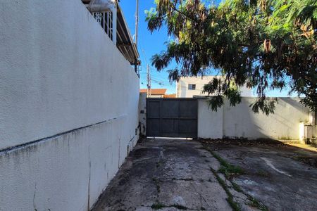 Garagem  de casa para alugar com 3 quartos, 200m² em Parque Residencial Carvalho de Moura, Campinas