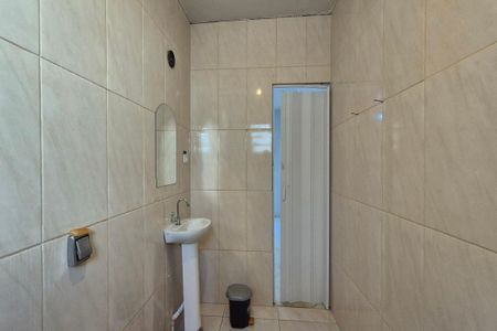 Casa para alugar com 200m², 3 quartos e 2 vagas Casa para alugar com 200m², 3 quartos e 2 vagasBanheiro da Suíte