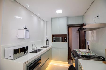 Apartamento à venda com 140m², 4 quartos e 2 vagas Apartamento à venda com 140m², 4 quartos e 2 vagasCozinha