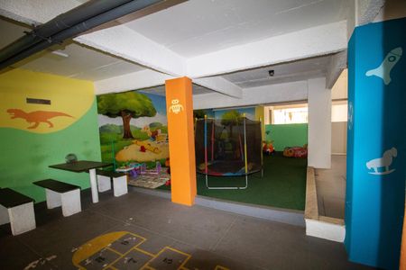 Área comum de apartamento à venda com 4 quartos, 140m² em Vila Paris, Belo Horizonte
