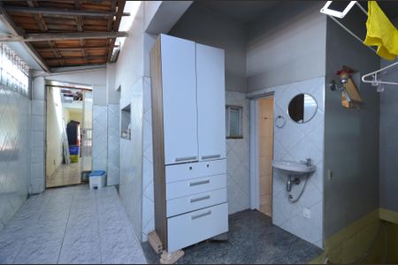 Área de Serviço de casa à venda com 3 quartos, 358m² em Nova Floresta, Belo Horizonte