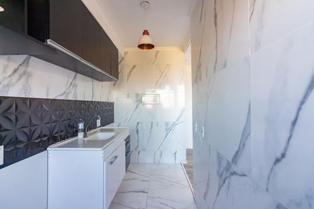 Cozinha  de apartamento para alugar com 2 quartos, 43m² em Jardim Boa Vista, Osasco