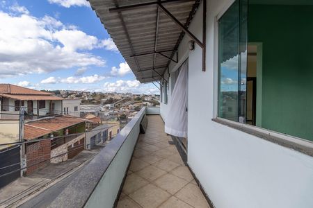 Varanda Casa 1 de casa à venda com 3 quartos, 200m² em Xodó Marize, Belo Horizonte