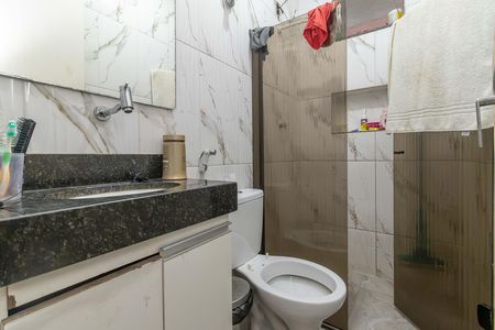 Banheiro Casa 2 de casa à venda com 3 quartos, 200m² em Xodó Marize, Belo Horizonte