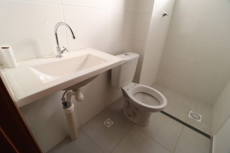 Apartamento para alugar com 42m², 2 quartos e 1 vagaBanheiro Social