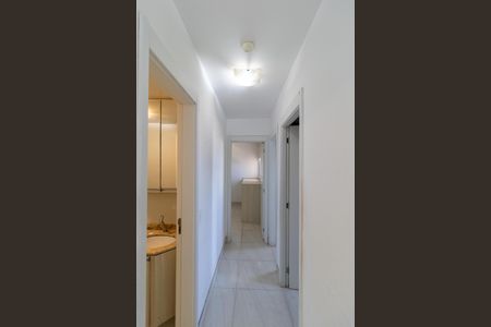 Apartamento à venda com 66m², 3 quartos e 1 vaga Apartamento à venda com 66m², 3 quartos e 1 vagaCorredor