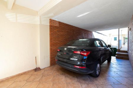 Garagem de casa à venda com 4 quartos, 330m² em Jardim Franca, São Paulo