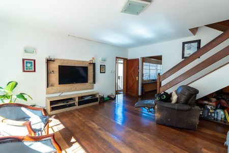 Casa à venda com 4 quartos, 330m² em Jardim Franca, São Paulo