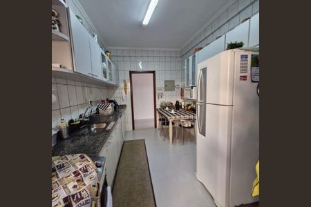 Cozinha de apartamento para alugar com 3 quartos, 112m² em Jardim Irajá, Ribeirão Preto