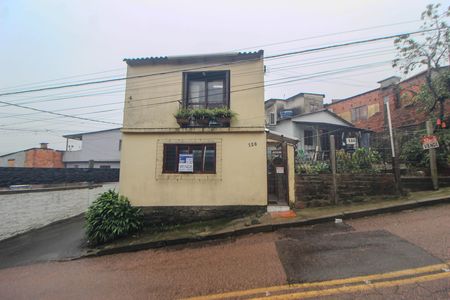 Fachada de casa à venda com 2 quartos, 60m² em Belém Velho, Porto Alegre