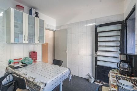 Cozinha de casa para alugar com 3 quartos, 120m² em Jardim Maria Estela, São Paulo