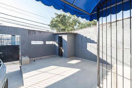 Garagem de casa para alugar com 3 quartos, 120m² em Jardim Maria Estela, São Paulo
