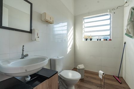 Casa para alugar com 120m², 3 quartos e 3 vagasBanheiro