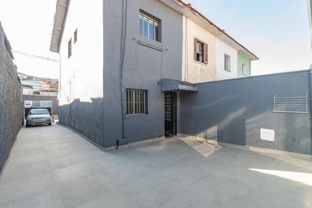 Garagem de casa para alugar com 3 quartos, 120m² em Jardim Maria Estela, São Paulo