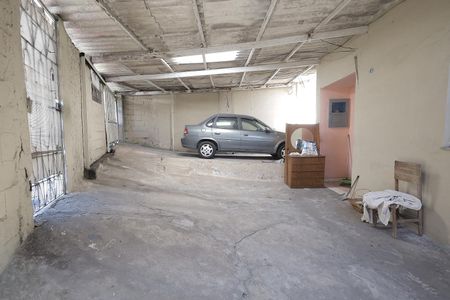 Garagem de casa à venda com 2 quartos, 280m² em Vila Progresso, Santo André