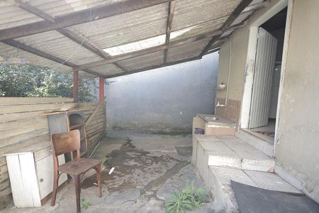 Casa à venda com 280m², 2 quartos e 1 vaga Casa à venda com 280m², 2 quartos e 1 vagaQuintal