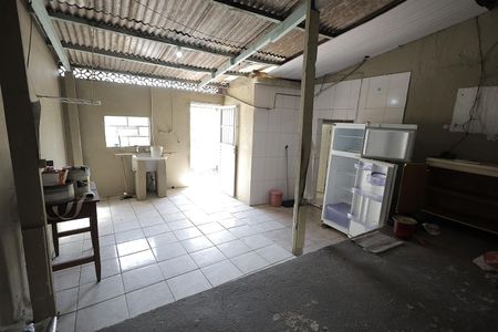 Casa à venda com 280m², 2 quartos e 1 vaga Casa à venda com 280m², 2 quartos e 1 vagaÁrea de Serviço