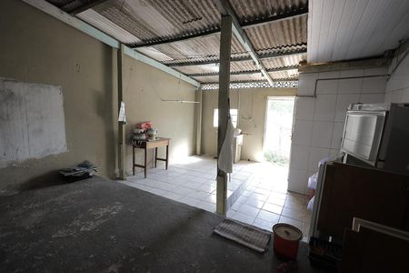 Casa à venda com 280m², 2 quartos e 1 vaga Casa à venda com 280m², 2 quartos e 1 vagaÁrea de Serviço