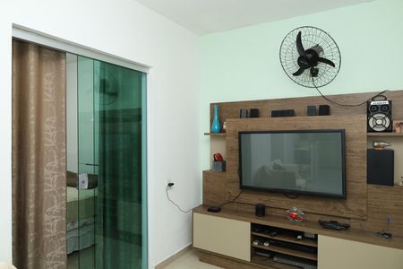 Sala 2 de casa à venda com 3 quartos, 110m² em Guaianases, São Paulo