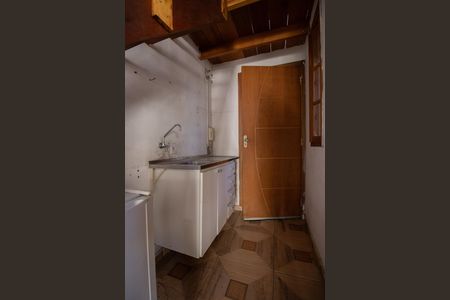 Cozinha de kitnet/studio para alugar com 1 quarto, 30m² em Jardim Semiramis, Cotia
