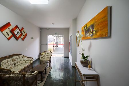 Hall de entrada de apartamento à venda com 2 quartos, 70m² em Vila Campo Grande, São Paulo