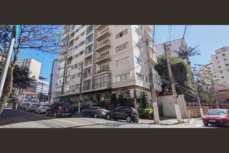 Apartamento para alugar com 81m², 1 quarto e sem vaga Apartamento para alugar com 81m², 1 quarto e sem vagaFachada