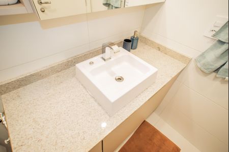 Banheiro de kitnet/studio à venda com 1 quarto, 40m² em Vila Clementino, São Paulo