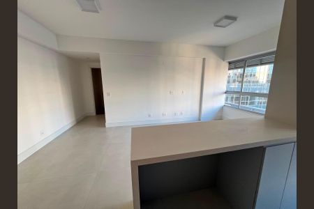 Sala de apartamento à venda com 2 quartos, 74m² em Funcionários, Belo Horizonte