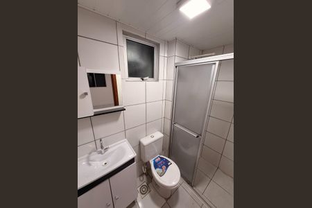Banheiro de apartamento para alugar com 2 quartos, 40m² em Agronomia, Porto Alegre