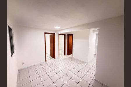Sala de apartamento para alugar com 2 quartos, 40m² em Agronomia, Porto Alegre