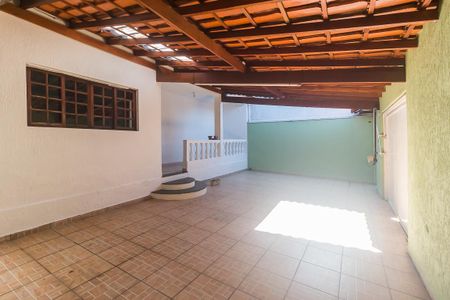 Casa para alugar com 189m², 3 quartos e 3 vagas Casa para alugar com 189m², 3 quartos e 3 vagasGaragem
