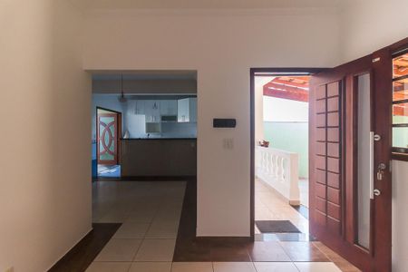 Sala de casa para alugar com 3 quartos, 189m² em Jardim Nautico, Mogi das Cruzes
