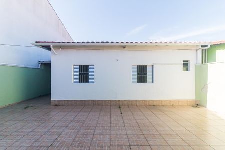 Casa para alugar com 189m², 3 quartos e 3 vagas Casa para alugar com 189m², 3 quartos e 3 vagasQuintal