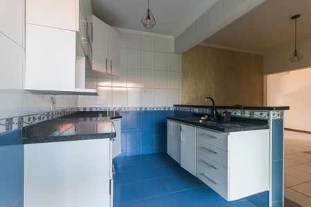 Casa para alugar com 189m², 3 quartos e 3 vagas Casa para alugar com 189m², 3 quartos e 3 vagasCozinha