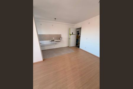 Apartamento para alugar com 53m², 2 quartos e 1 vaga Apartamento para alugar com 53m², 2 quartos e 1 vagaSala/cozinha