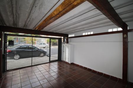 Garagem de casa à venda com 2 quartos, 135m² em Água Fria, São Paulo