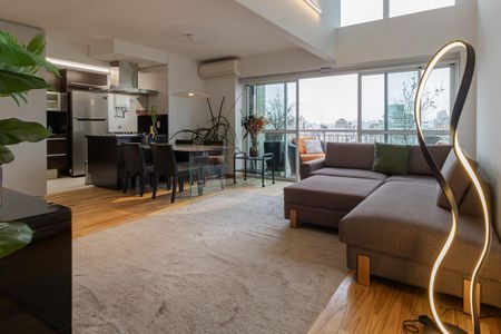 Apartamento para alugar com 2 quartos, 100m² em Moema, São Paulo