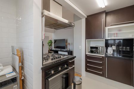 Cozinha de apartamento para alugar com 2 quartos, 100m² em Moema, São Paulo