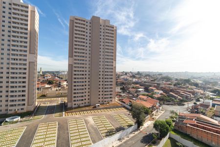 Apartamento à venda com 44m², 2 quartos e 1 vaga Apartamento à venda com 44m², 2 quartos e 1 vagaVista da Sacada