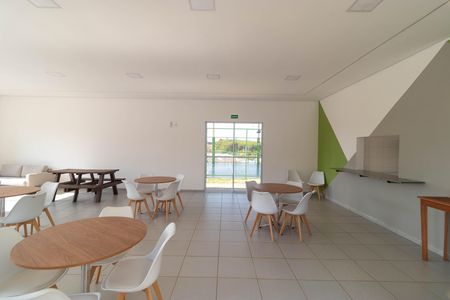 Apartamento à venda com 44m², 2 quartos e 1 vaga Apartamento à venda com 44m², 2 quartos e 1 vagaÁrea comum - Salão de festas